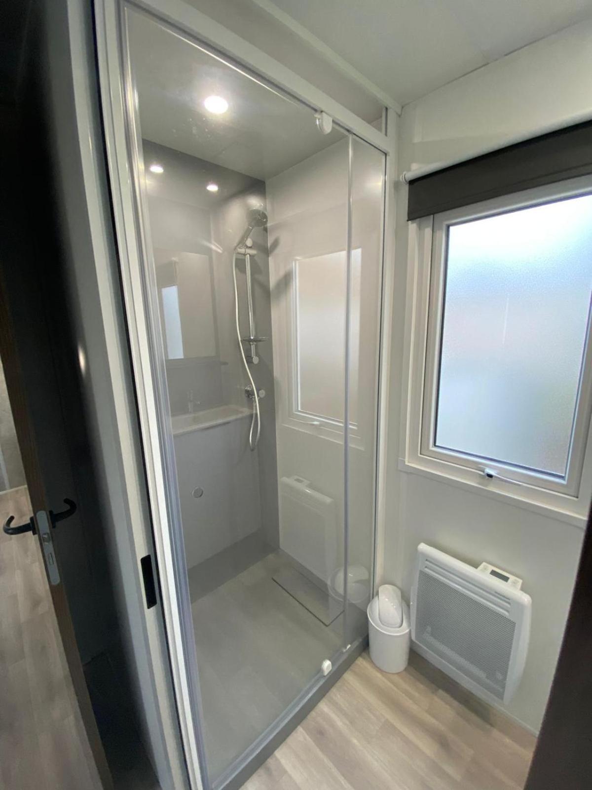 Mobil Home Familial Neuf De 2024 Pour 8 Personnes Valras-Plage Exterior foto